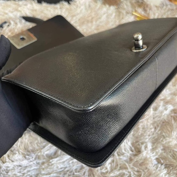 Authentic Chanel Boy 10 Caviar - Picture 6 of 16